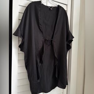 🔸Victoria's Secret Black Satin Kimono